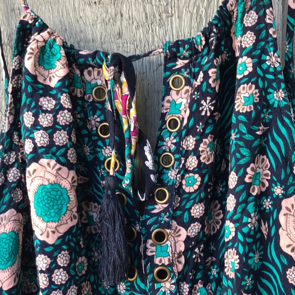 Spring dress - Picture 2 of 3